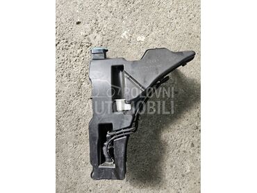 Posuda za vodu brisaca za Audi A4, A5, Q5 od 2017. do 2024. god.