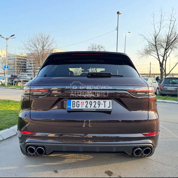 Porsche Cayenne S Exclusive