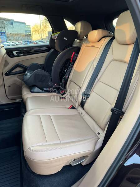 Porsche Cayenne S Exclusive