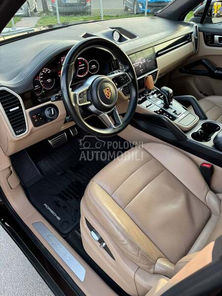 Porsche Cayenne S Exclusive