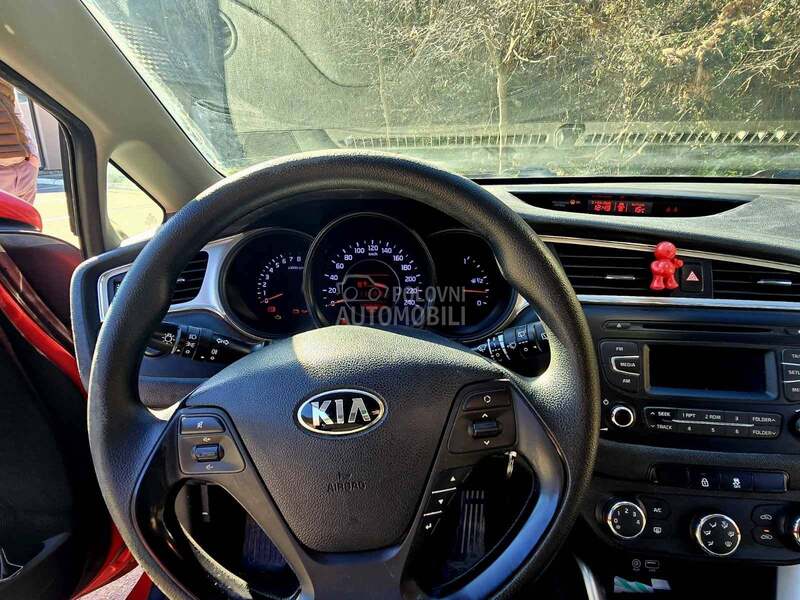 Kia pro_cee`d 