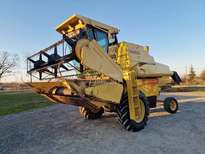 New Holland 8040 3 metra