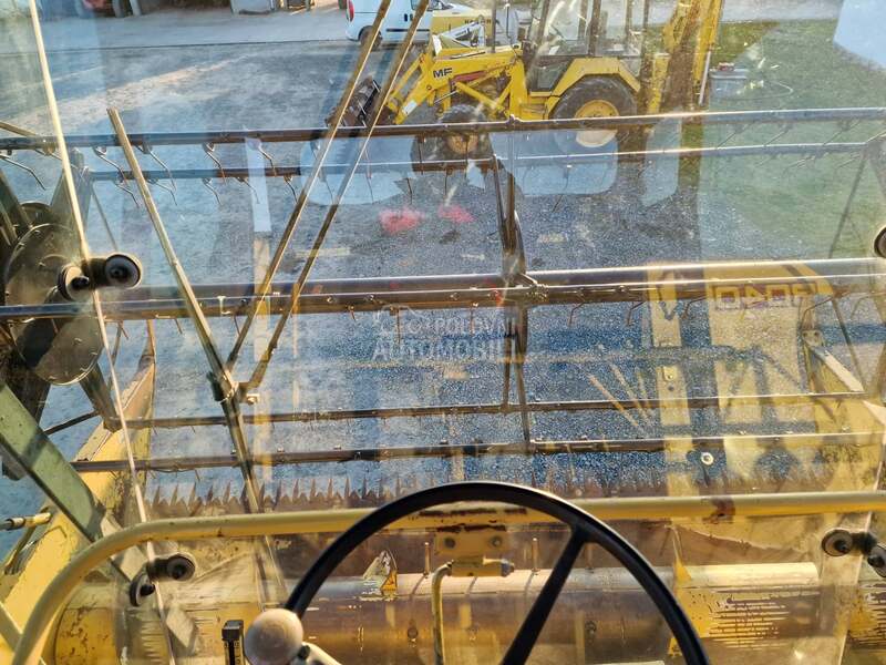 New Holland 8040 3 metra