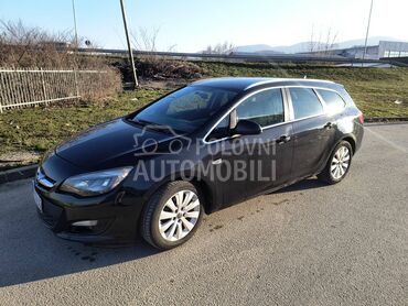Opel Astra J 
