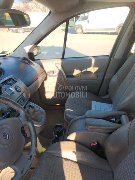 Renault Scenic 1.6