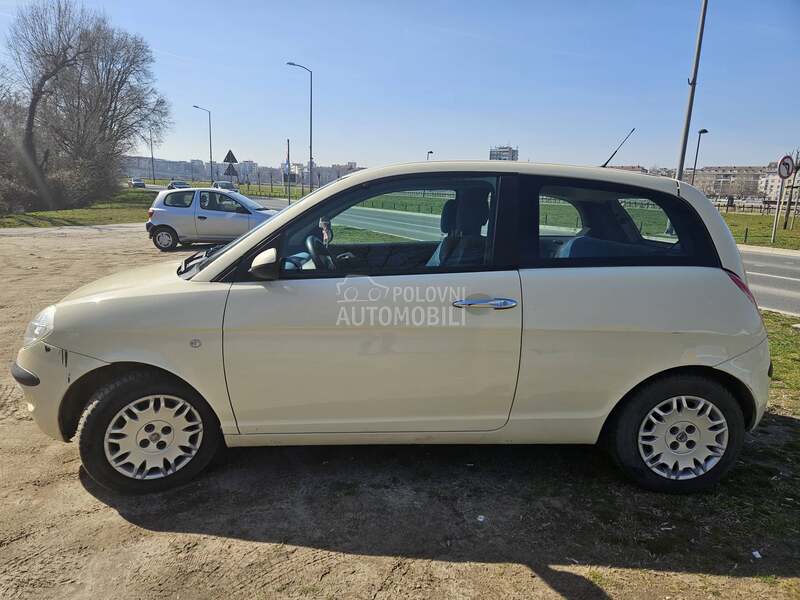 Lancia Ypsilon 1.2