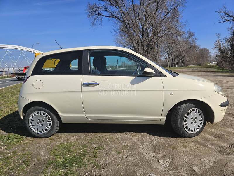 Lancia Ypsilon 1.2