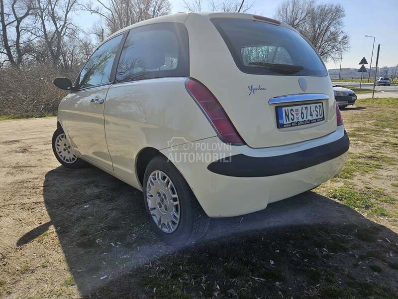 Lancia Ypsilon 1.2