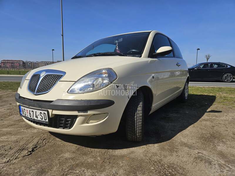 Lancia Ypsilon 1.2