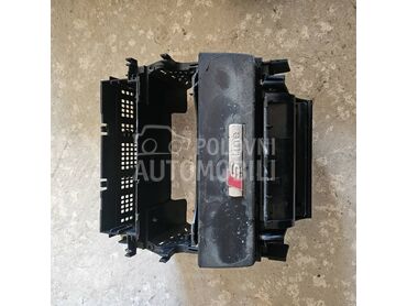 Centralna konzola za Audi A3 od 1996. do 2003. god.