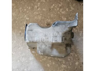 Posuda tečnosti za brisače za Audi A3 od 1996. do 2003. god.