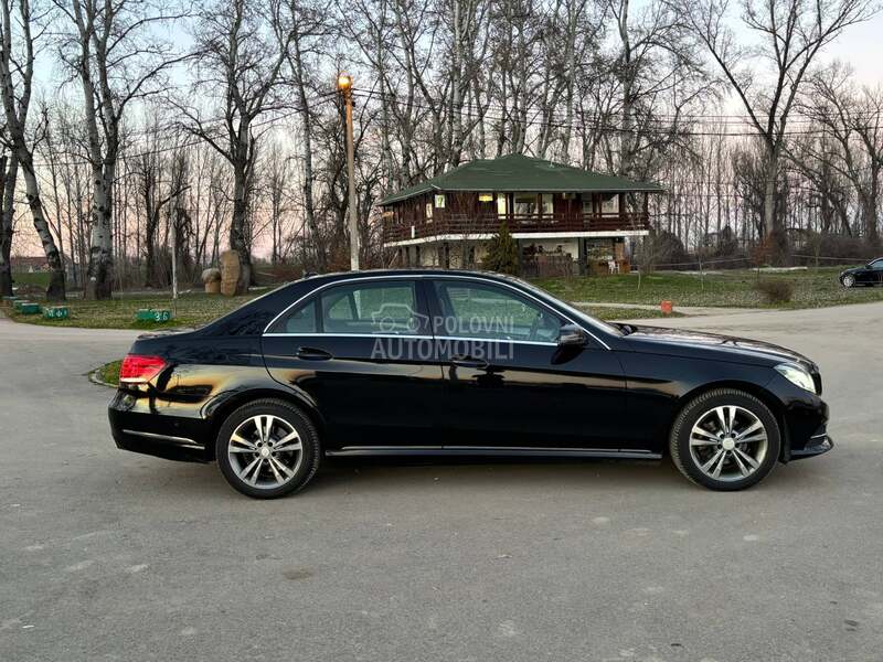 Mercedes Benz E 220 CDI