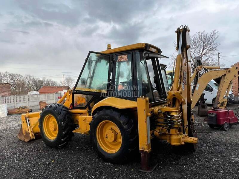 JCB 4CX