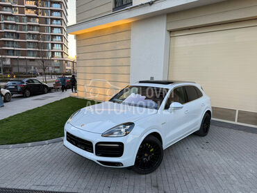 Porsche Cayenne E Hibrid