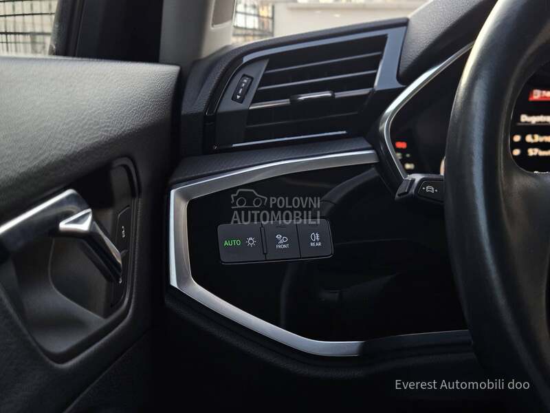 Audi Q3 2.0/SB/SLine/Nardo
