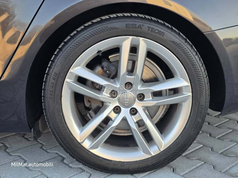 Audi A4 Quattro iz CH