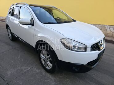 Nissan Qashqai + 2 N A V .. P A N O R