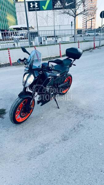 KTM 790 Duke
