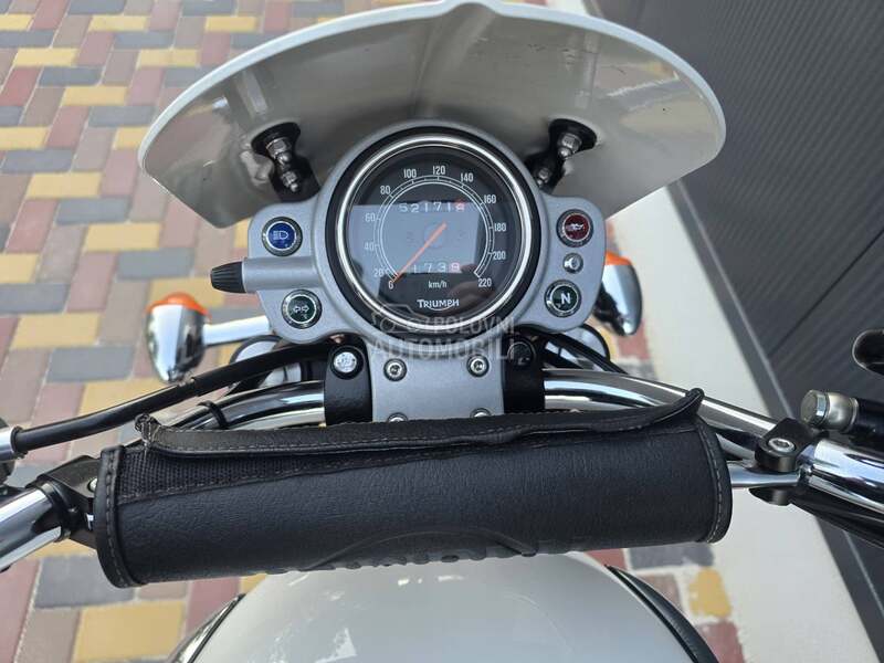 Triumph Scrambler 900