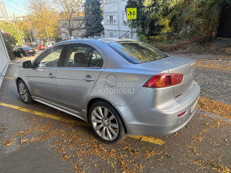 Mitsubishi Lancer 2,0