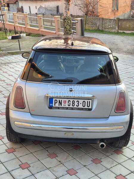 MINI Cooper 