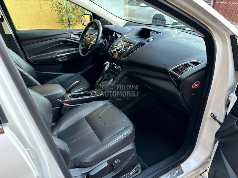 Ford Kuga 2.0tdci TITANIUM/CH