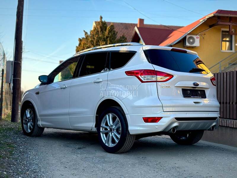 Ford Kuga 2.0tdci TITANIUM/CH