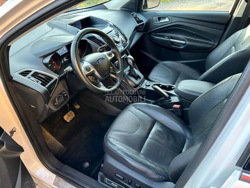 Ford Kuga 2.0tdci TITANIUM/CH