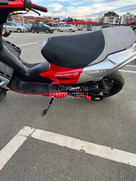 Peugeot speedfight 2