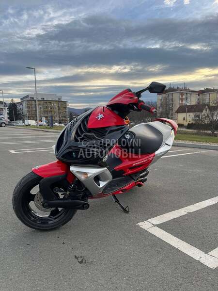 Peugeot speedfight 2