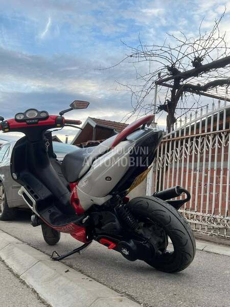 Peugeot speedfight 2