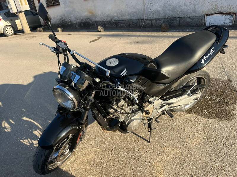 Honda hornet 600