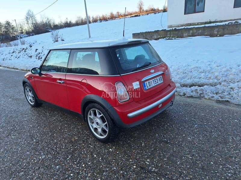 MINI Cooper 1.6