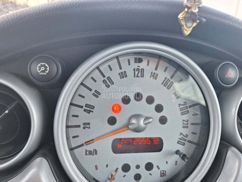 MINI Cooper 1.6