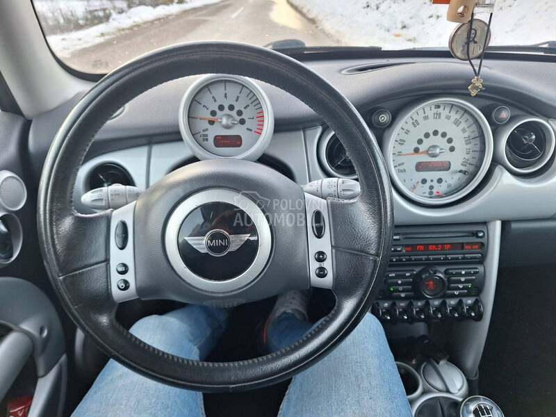 MINI Cooper 1.6