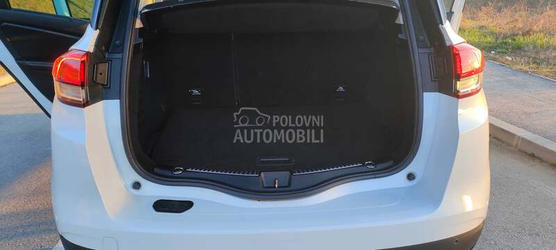 Renault Scenic 1.6 dci INITIALE Par