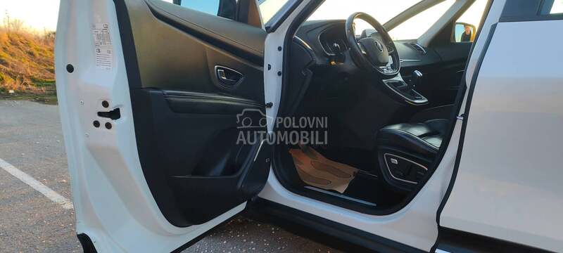 Renault Scenic 1.6 dci INITIALE Par