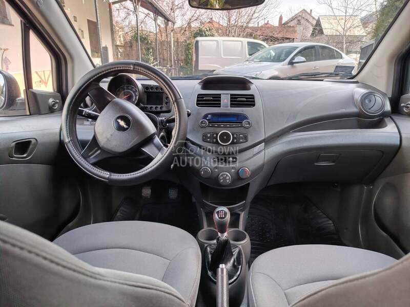 Chevrolet Spark 