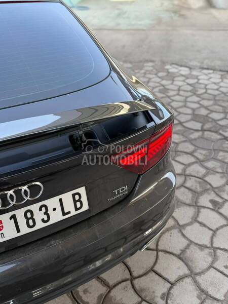 Audi A7 Matrix