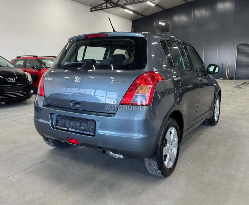 Suzuki Swift 1.3B 4x4 CH