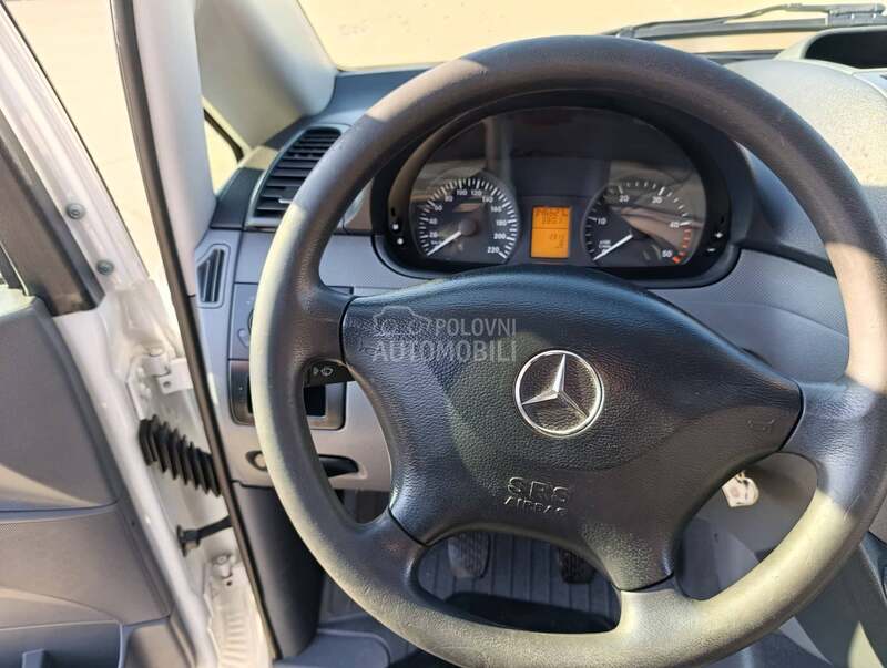 Mercedes Benz Vito 