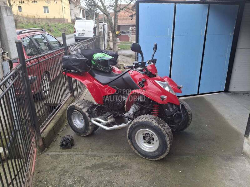 Kymco maxer 300