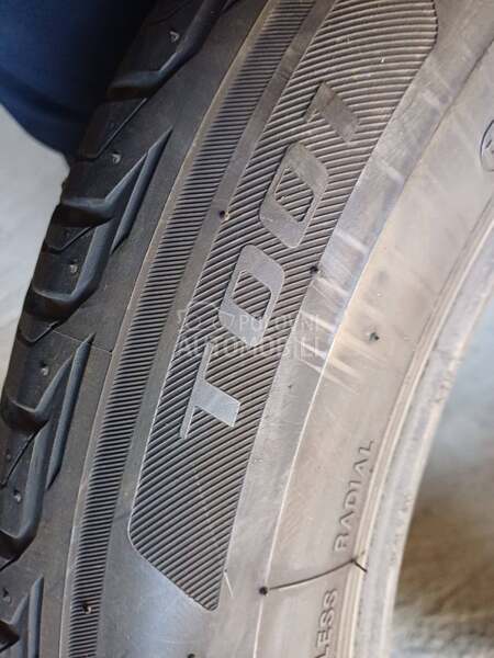 Bridgestone 225/55 R17 Letnja