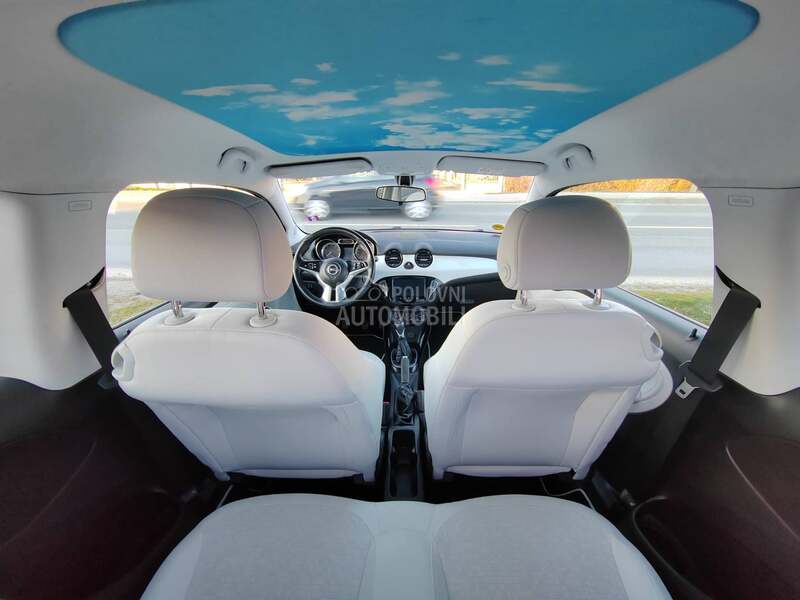 Opel Adam 