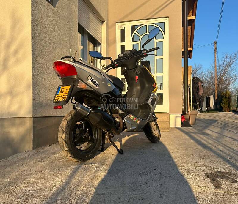 Peugeot speedfight 2