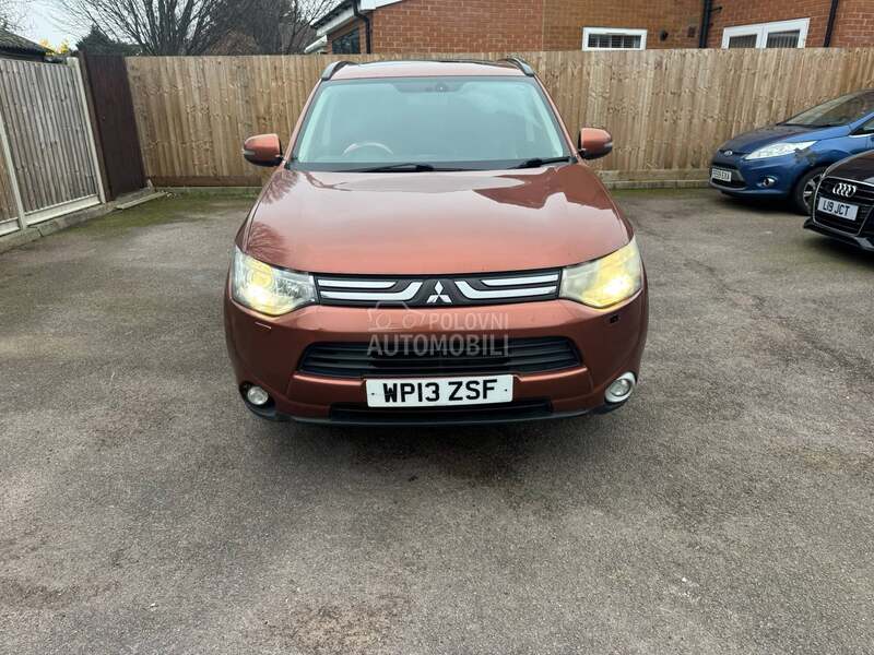 Mitsubishi Outlander 