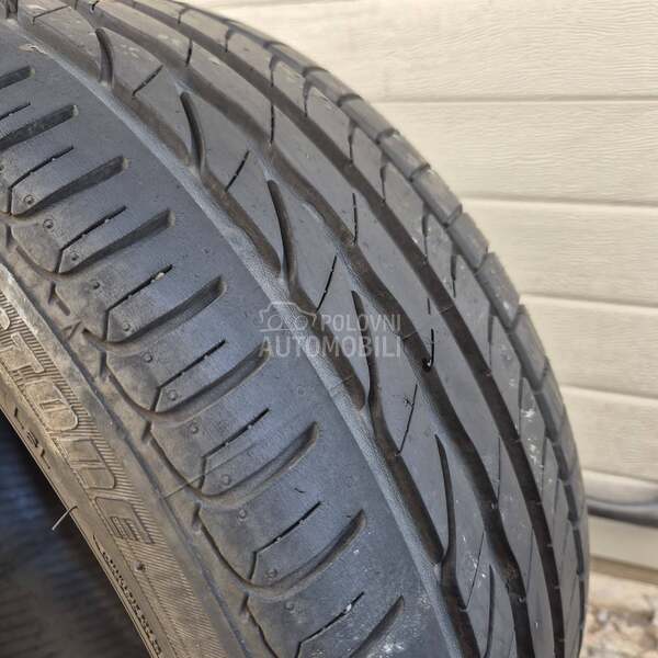 Bridgestone 215/45 R16 Letnja