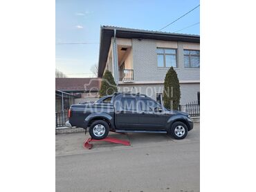 Nissan Navara 2.5