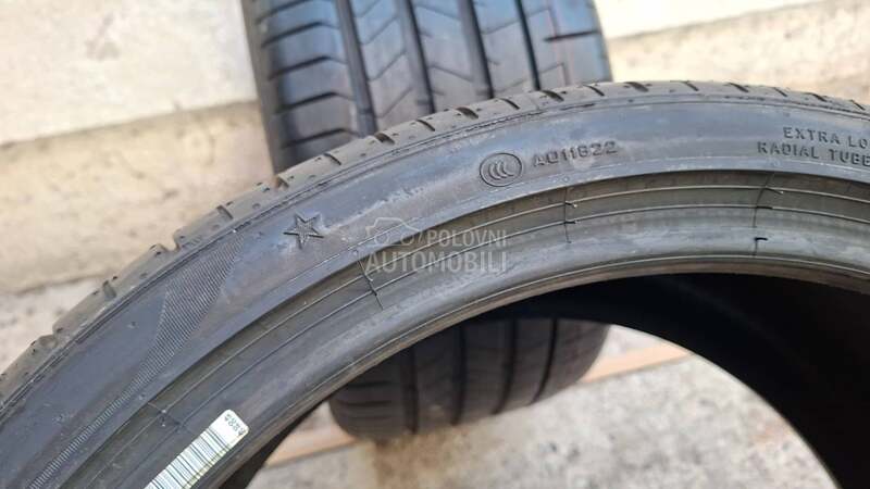 Pirelli 285/30 R20 Letnja