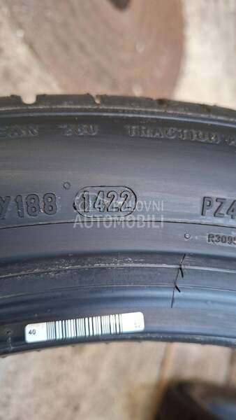 Pirelli 275/40 R20 Letnja